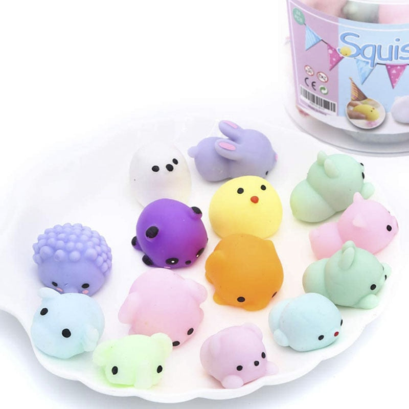 Cute Mochi Friends 24pcs Bucket set.