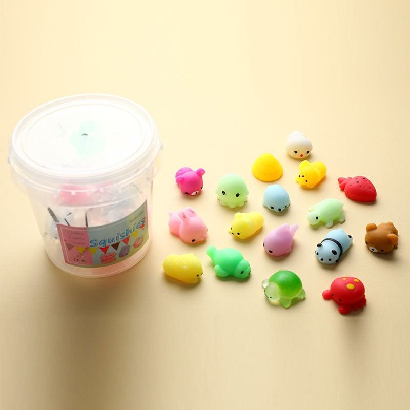 Cute Mochi Friends 24pcs Bucket set.