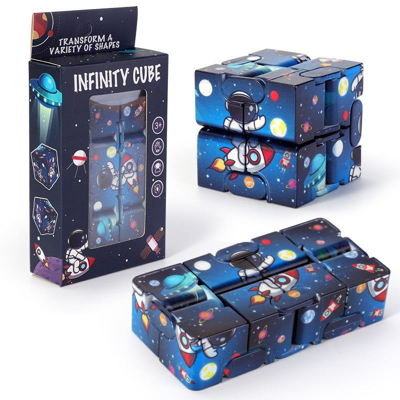 Ever-changing Infinite Puzzle Cube